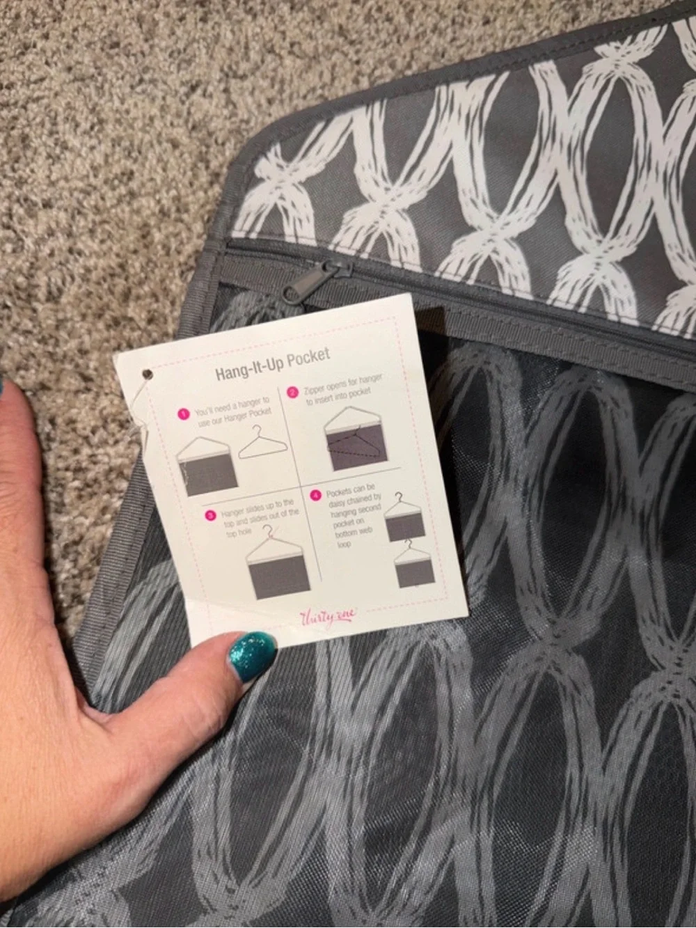 thirty-one Black and White Storage Pocket with Matching Bag